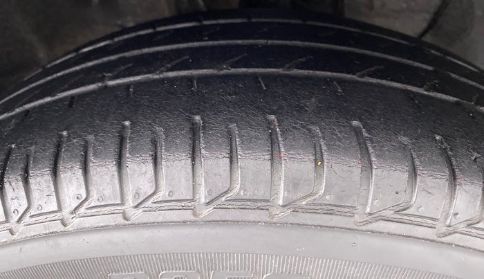 2019 Hyundai Elite i20 1.2 SPORTS PLUS VTVT, Petrol, Manual, 66,159 km, Right Front Tyre Tread