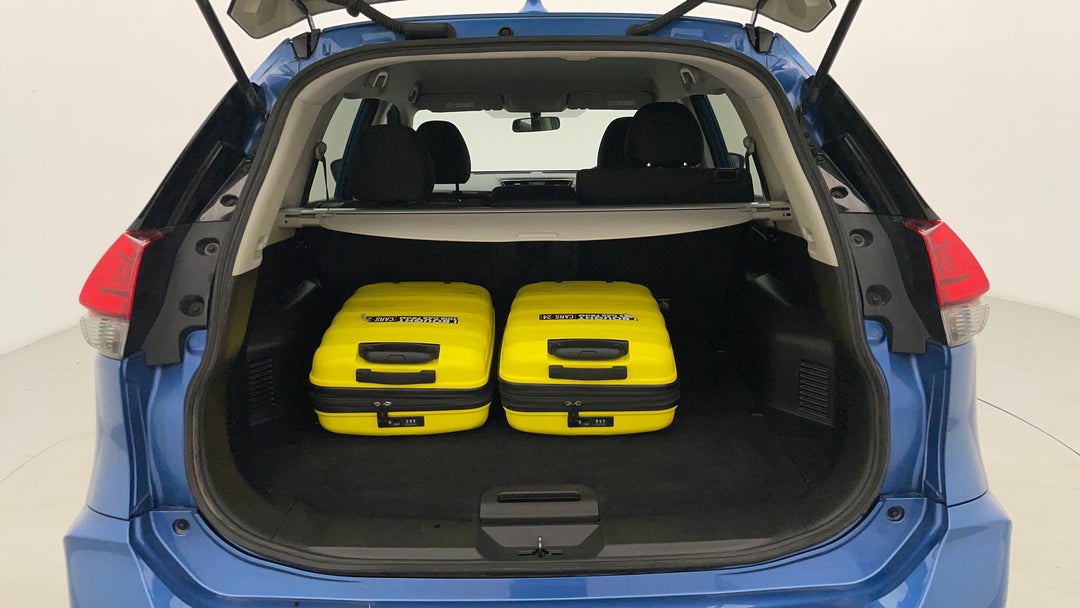 2018 Nissan X-trail St (2WD), Automatic, 81032 km, Boot Inside View with Luggage