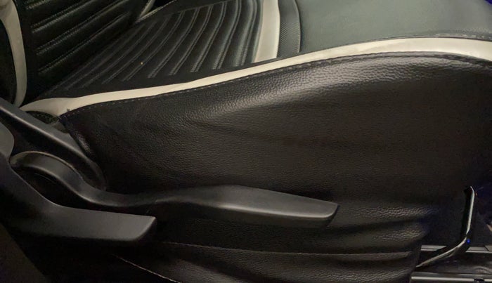 2017 Maruti Baleno ZETA CVT PETROL 1.2, Petrol, Automatic, 48,841 km, Driver Side Adjustment Panel