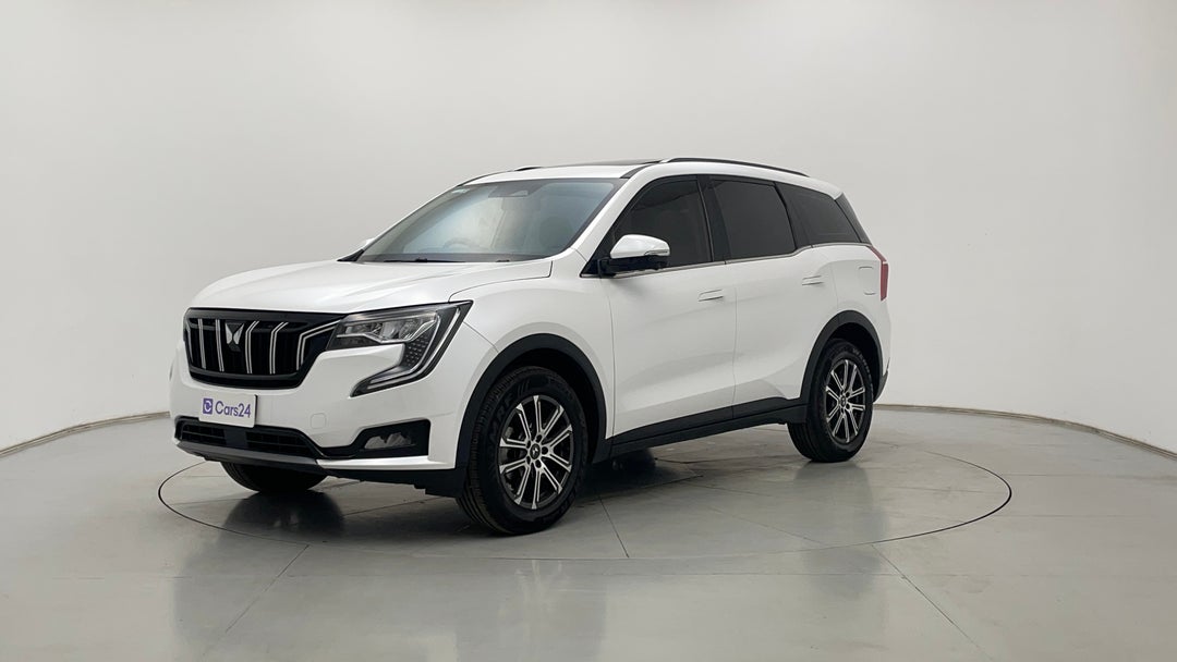 Left Front Diagonal (45- Degree) View