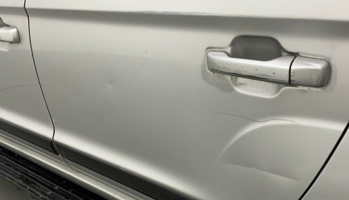 2018 Mahindra TUV 300 PLUS P8, Diesel, Manual, 93,924 km, Rear left door - Slightly dented