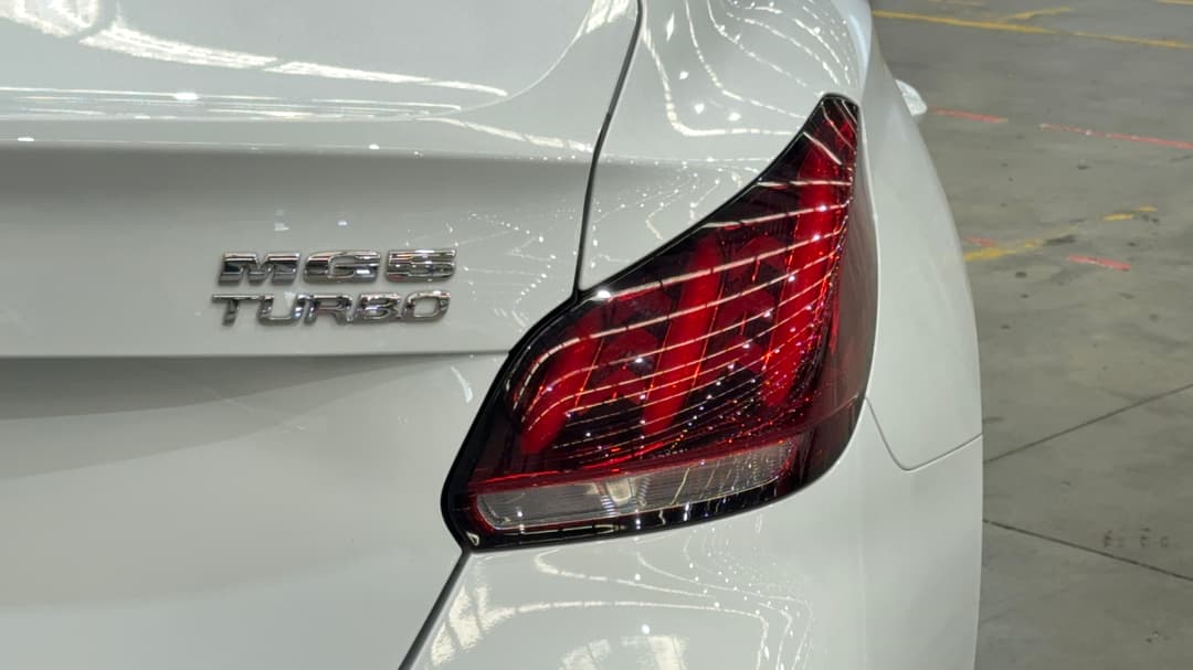 2023 MG Mg5 Essence, Automatic, 39050 km, Badge (Boot Right Side)