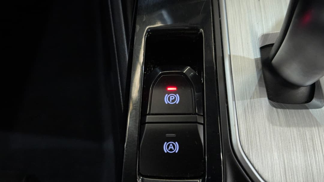 2023 MG Mg5 Essence, Automatic, 39050 km, Handbrake