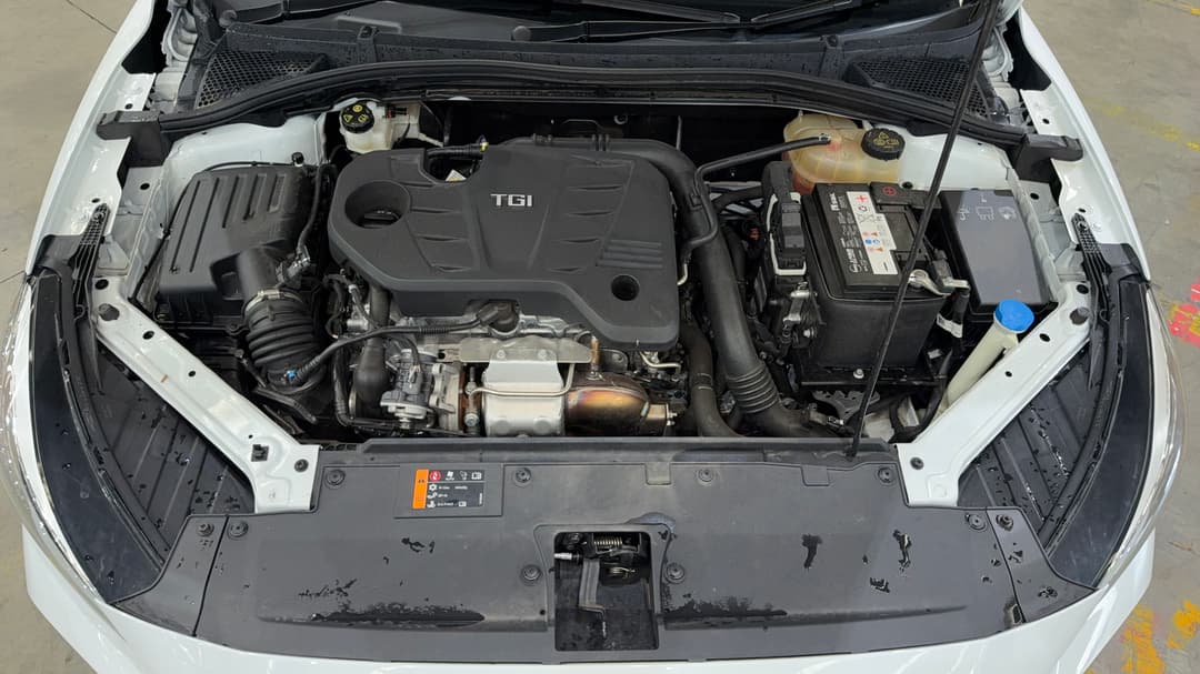 2023 MG Mg5 Essence, Automatic, 39050 km, Open Bonnet (Engine)