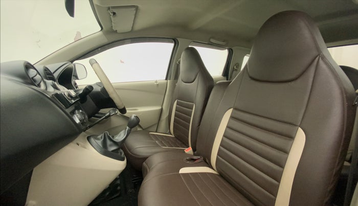2017 Datsun Go Plus T, Petrol, Manual, 39,381 km, Right Side Front Door Cabin