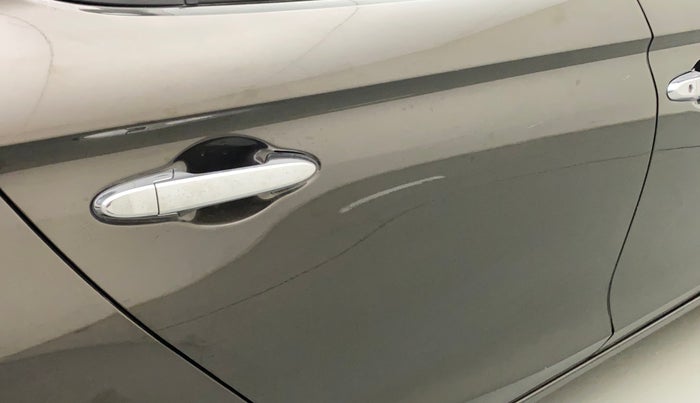 2021 Honda City 1.5L I-VTEC ZX, Petrol, Manual, 5,404 km, Right rear door - Minor scratches