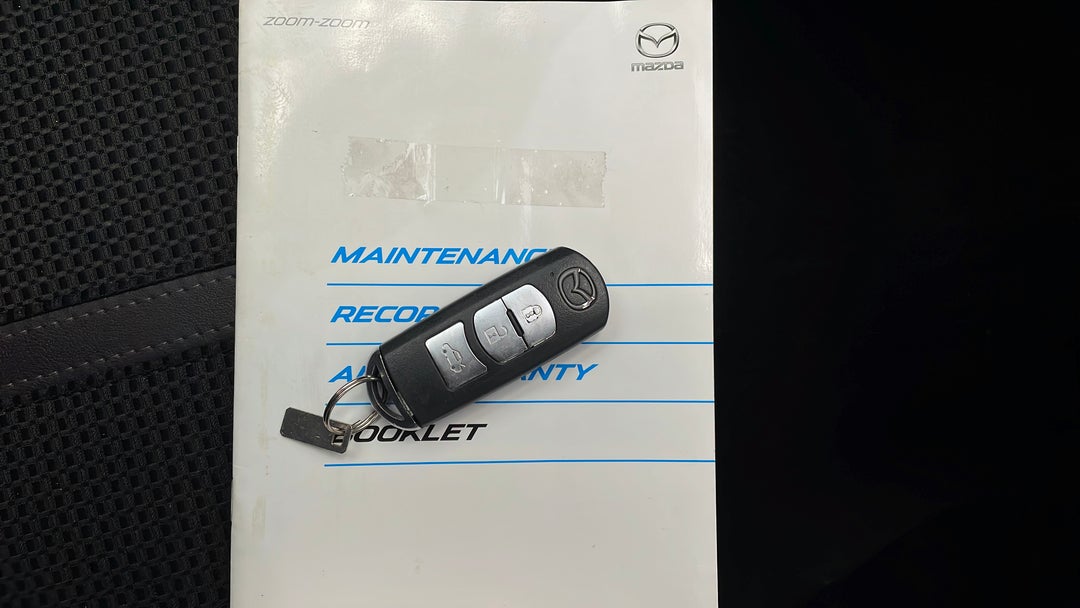 2016 Mazda 3 Sp25, Automatic, 53921 km, Key Close-up