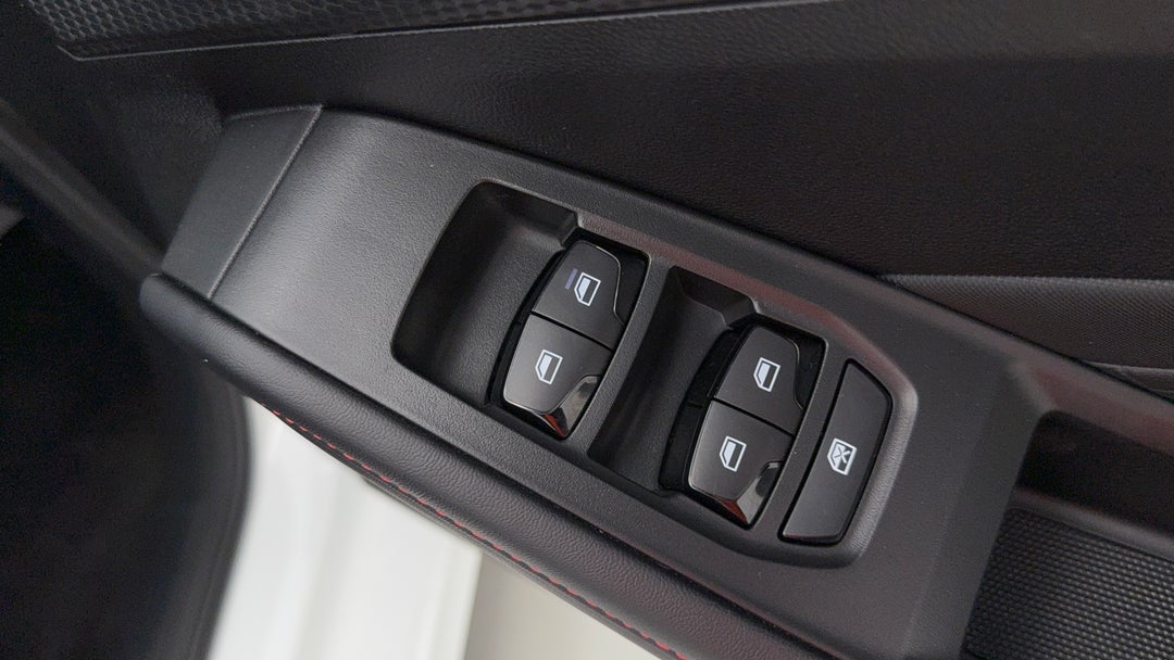 2023 MG Mg5 Vibe, Automatic, 13027 km, Drivers Side Door Panel Controls