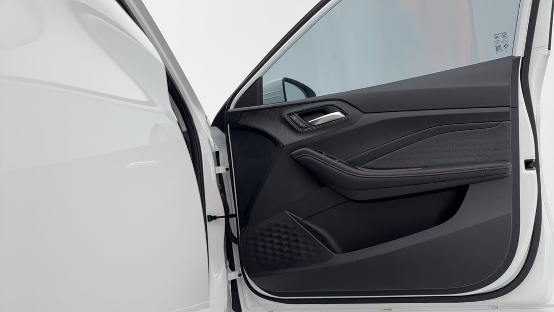 2023 MG Mg5 Vibe, Automatic, 13027 km, Speaker View