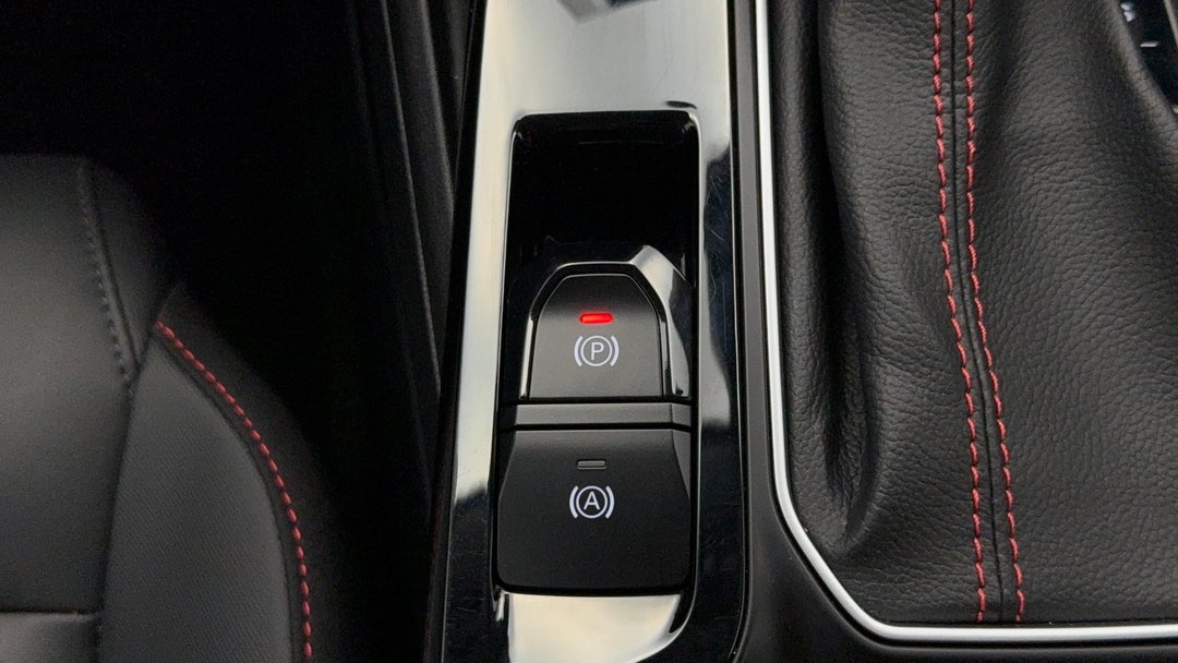 2023 MG Mg5 Vibe, Automatic, 13027 km, Handbrake