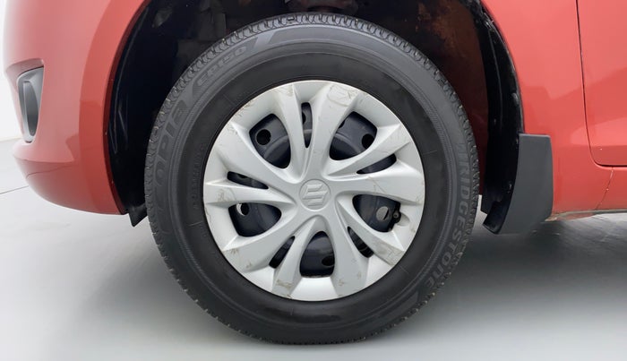 2014 Maruti Swift VXI D, Petrol, Manual, 57,047 km, Left Front Wheel