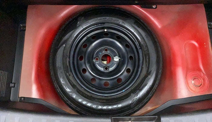 2014 Maruti Swift VXI D, Petrol, Manual, 57,047 km, Spare Tyre