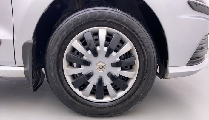 2018 Volkswagen Ameo Trendline 1.0, Petrol, Manual, 72,520 km, Right Front Wheel