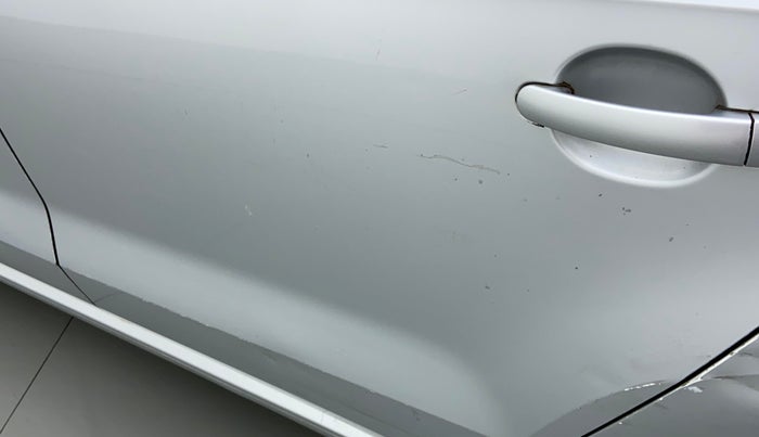 2011 Volkswagen Vento HIGHLINE 1.6 MPI, Petrol, Manual, 43,512 km, Rear left door - Minor scratches