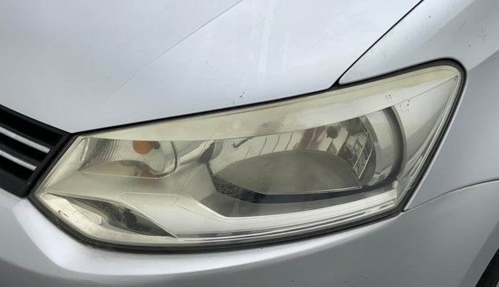 2011 Volkswagen Vento HIGHLINE 1.6 MPI, Petrol, Manual, 43,512 km, Left headlight - Minor scratches