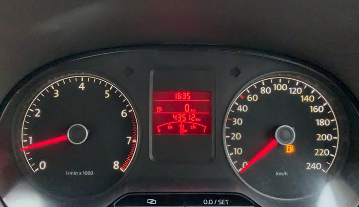 2011 Volkswagen Vento HIGHLINE 1.6 MPI, Petrol, Manual, 43,512 km, Odometer Image