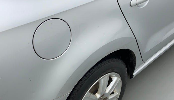 2011 Volkswagen Vento HIGHLINE 1.6 MPI, Petrol, Manual, 43,512 km, Right quarter panel - Minor scratches