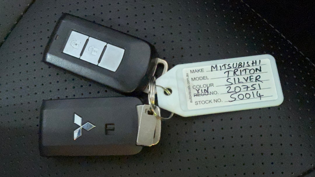 2019 Mitsubishi Triton Gls (4x4) Premium, Automatic, 98841 km, Key Close-up