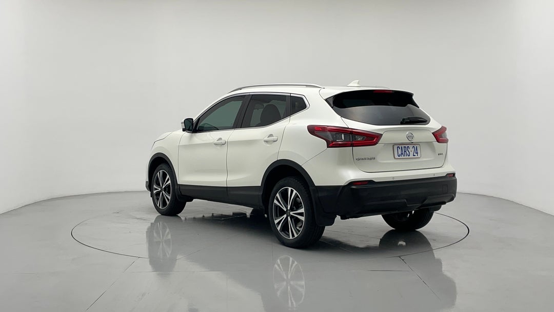 Left Back Diagonal (45- Degree) View