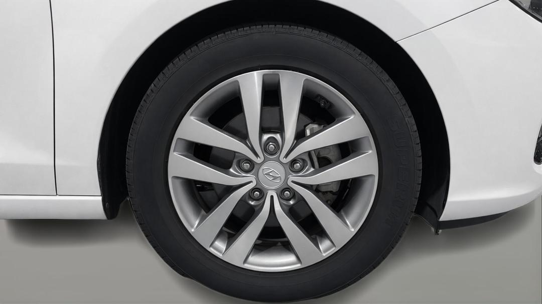 2017 Hyundai i30 Active, Automatic, 112093 km, Right Front Wheel