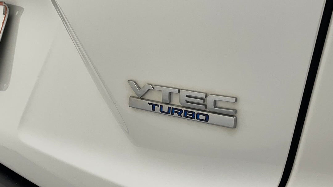 Badge (Boot Right Side)