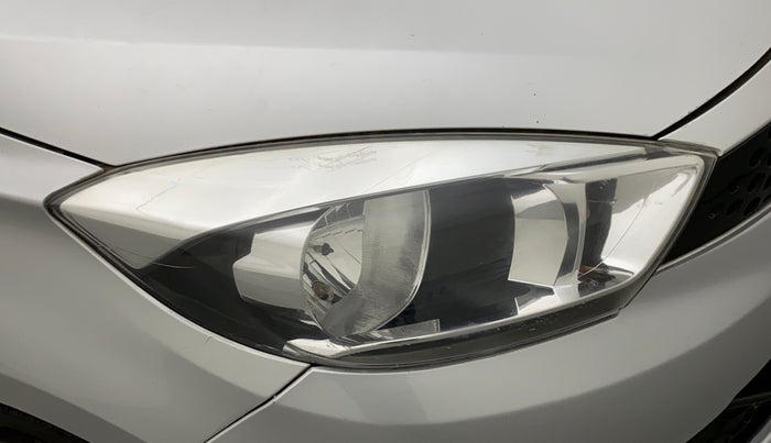 2017 Tata Tiago XZA PETROL, Petrol, Automatic, 82,422 km, Right headlight - Minor scratches