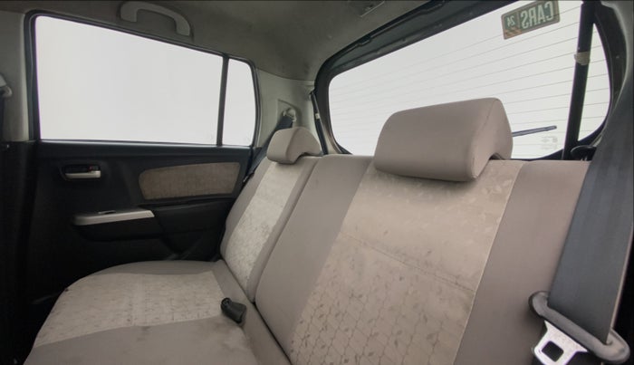 2016 Maruti Wagon R 1.0 VXI OPT, Petrol, Manual, 92,096 km, Right Side Rear Door Cabin