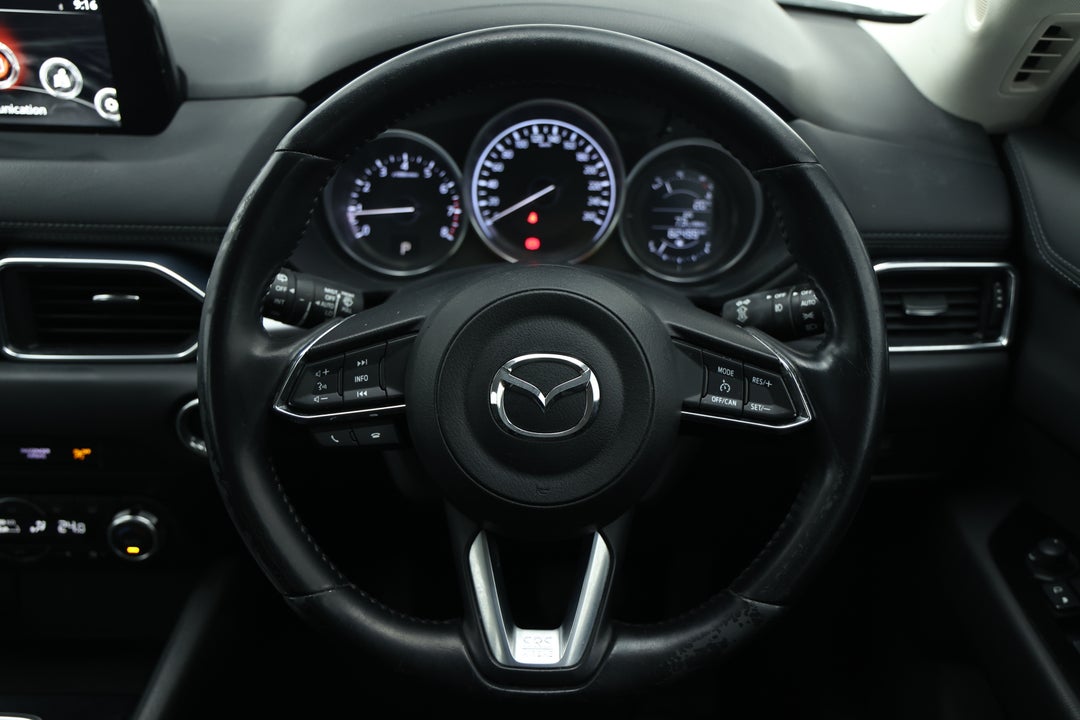 2017 Mazda CX-5 Maxx Sport (4x2), Automatic, 82499 km, Steering Wheel Close-up