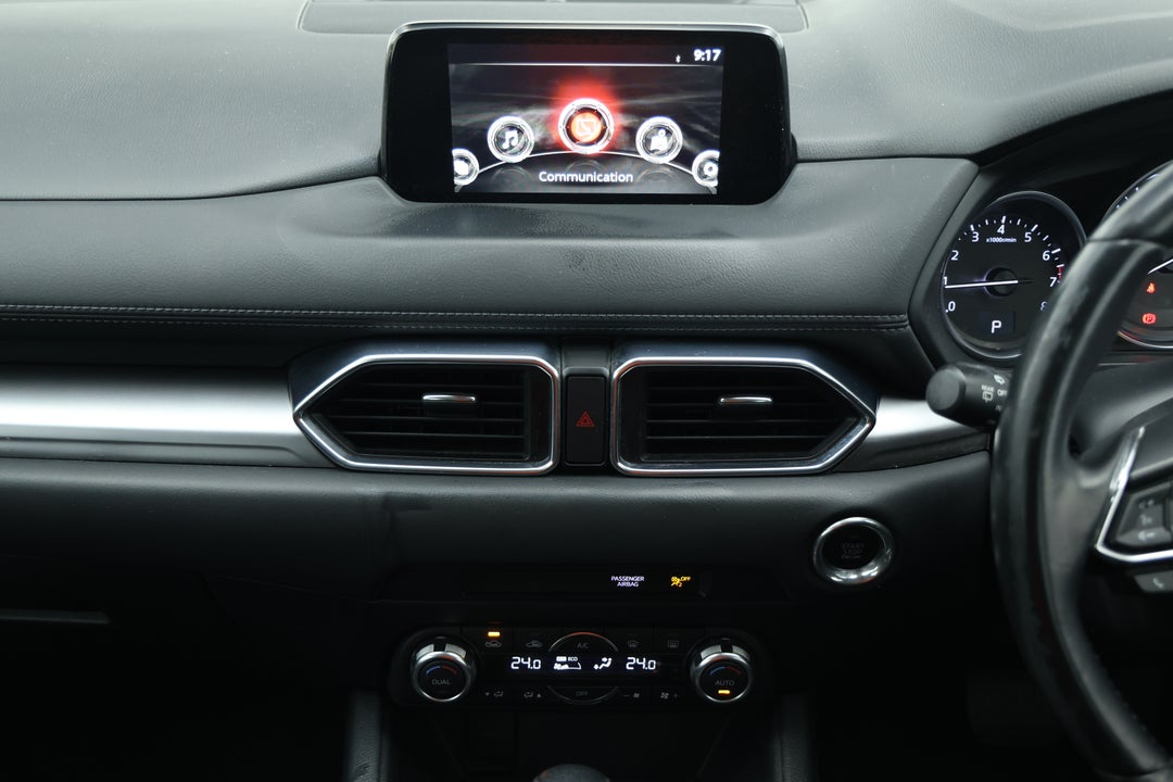 2017 Mazda CX-5 Maxx Sport (4x2), Automatic, 82499 km, Center Console