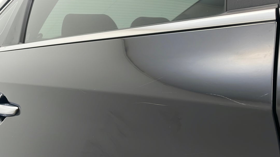 Doors Rear RHS Scratch