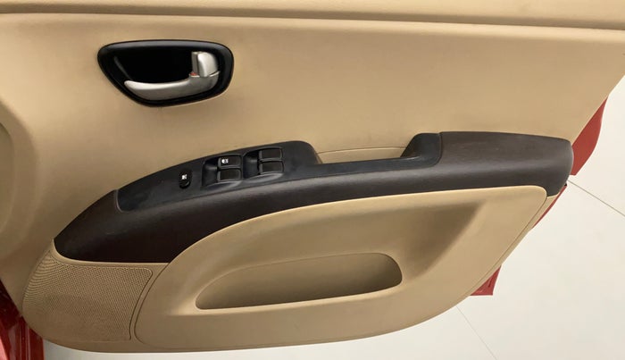 2010 Hyundai i10 SPORTZ 1.2, Petrol, Manual, 61,316 km, Driver Side Door Panels Control