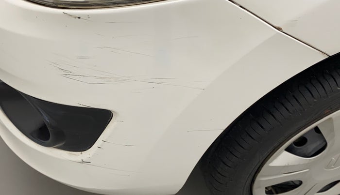 2013 Maruti Wagon R 1.0 VXI, Petrol, Manual, 85,375 km, Front bumper - Minor scratches