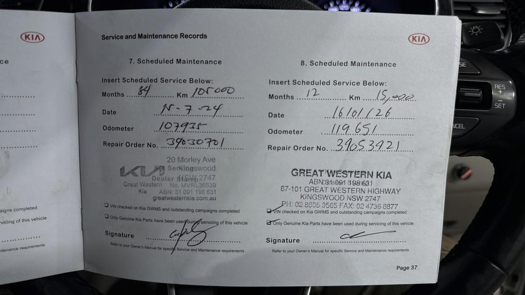 2020 Kia Carnival Platinum, Automatic, 121991 km, Service History