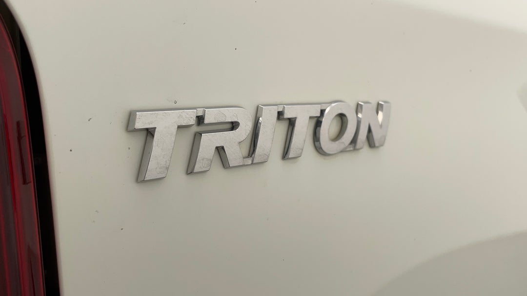 Badge (Boot Left Side)