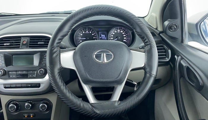 2016 Tata Tiago XT 1.2 REVOTRON, Petrol, Manual, 71,981 km, Steering Wheel Close Up