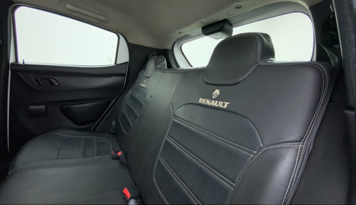 2017 Renault Kwid 1.0 RXT, Petrol, Manual, 29,355 km, Right Side Rear Door Cabin