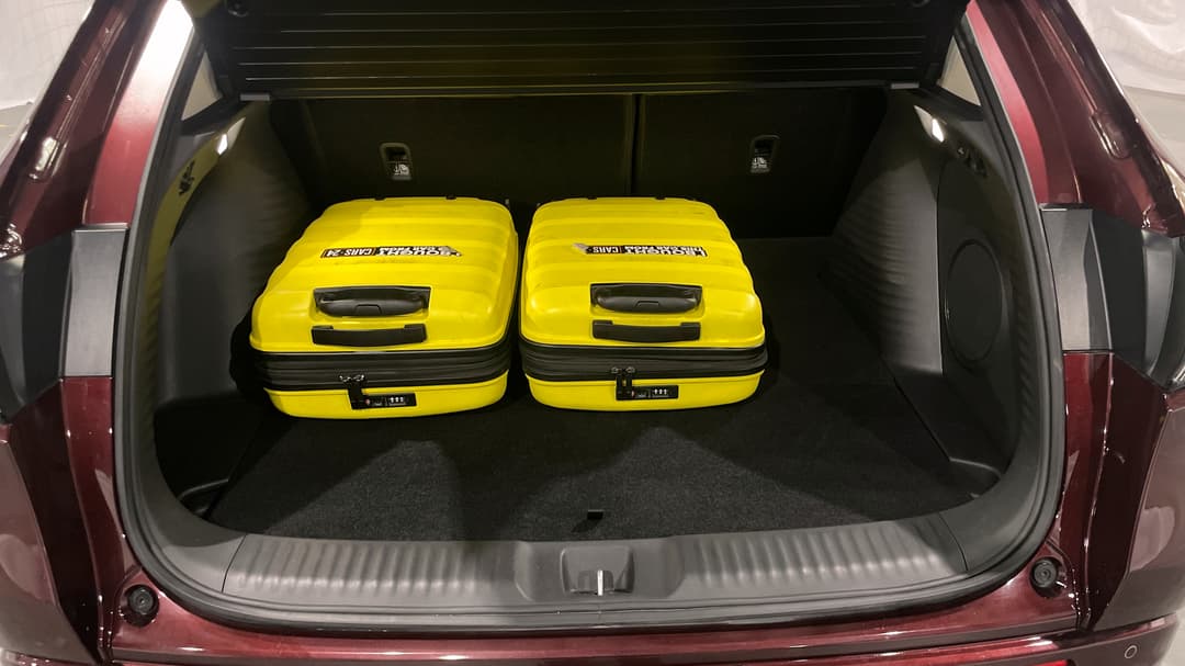 2025 Honda Zr-v Vti Lx, Automatic, 21339 km, Boot Inside View with Luggage