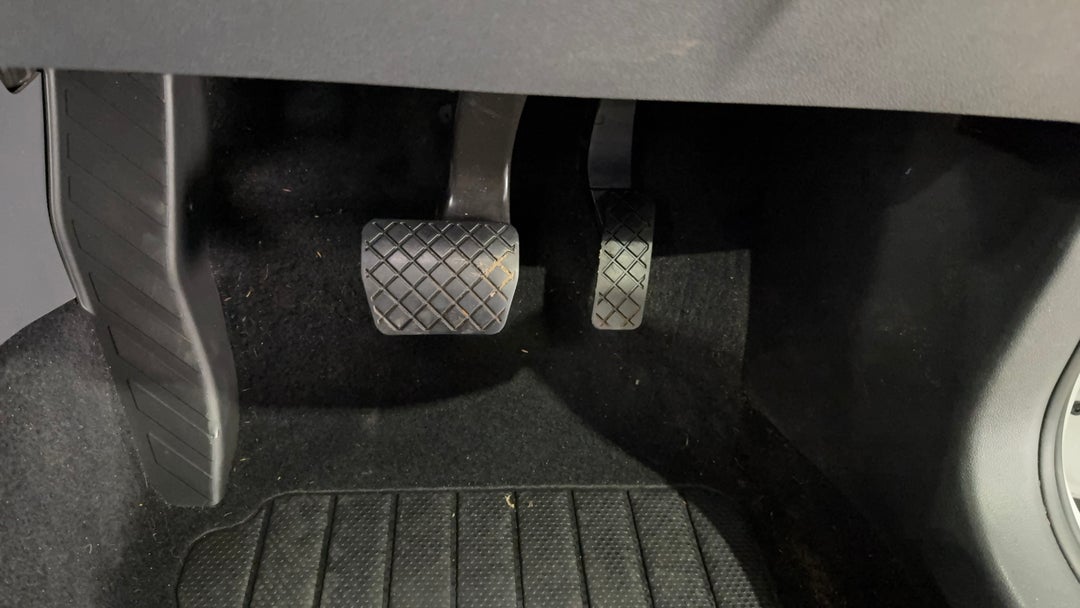 Pedals and Footmat