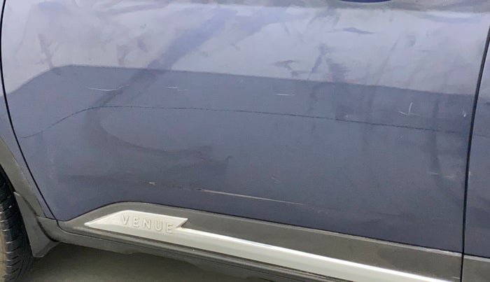 2022 Hyundai VENUE SX 1.5 CRDI, Diesel, Manual, 34,255 km, Front passenger door - Minor scratches