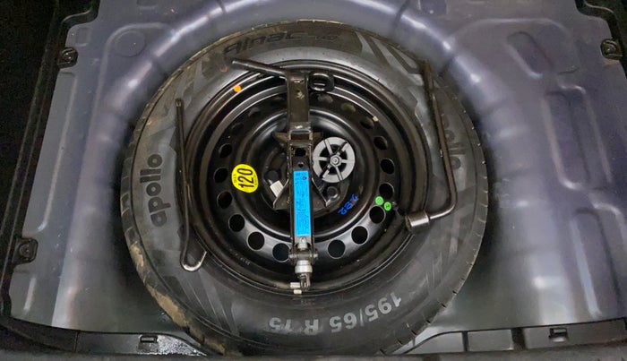 2022 Hyundai VENUE SX 1.5 CRDI, Diesel, Manual, 34,255 km, Spare Tyre