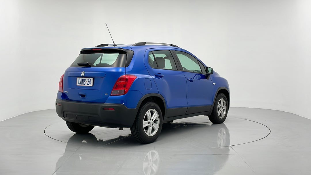 Right Back Diagonal (45- Degree) View