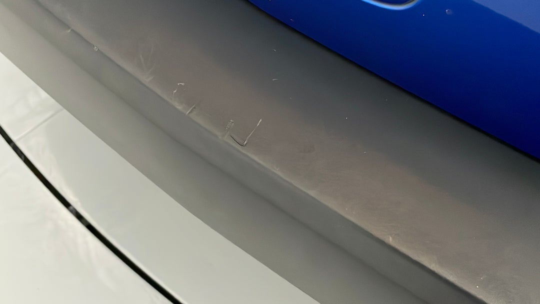 Bumper Rear Scratch