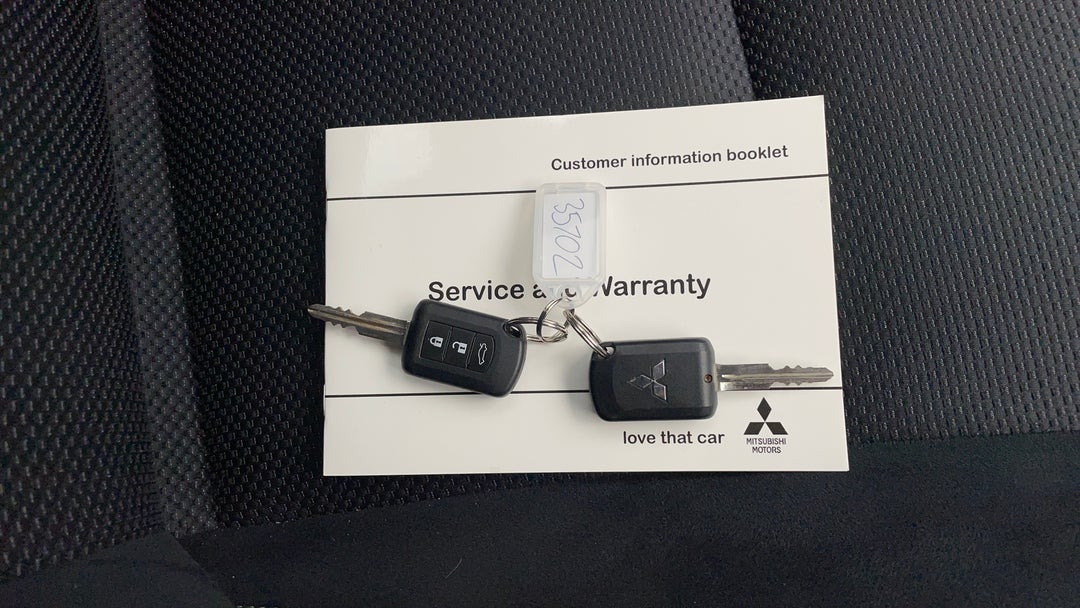 2016 Mitsubishi Lancer Es Sport, Automatic, 100841 km, Key Close-up