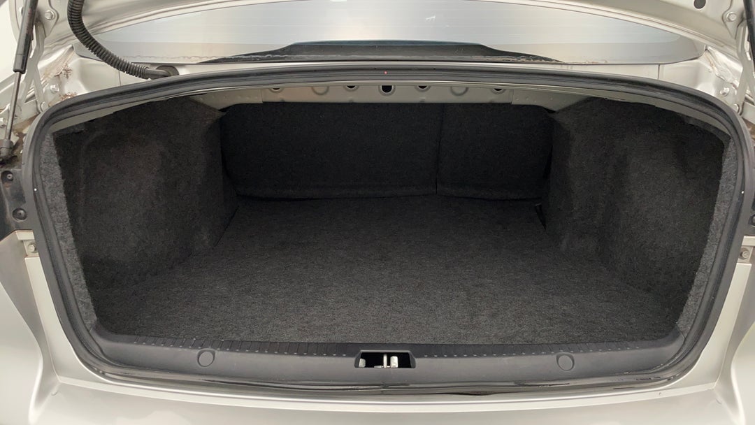 2016 Mitsubishi Lancer Es Sport, Automatic, 100841 km, Boot Inside View