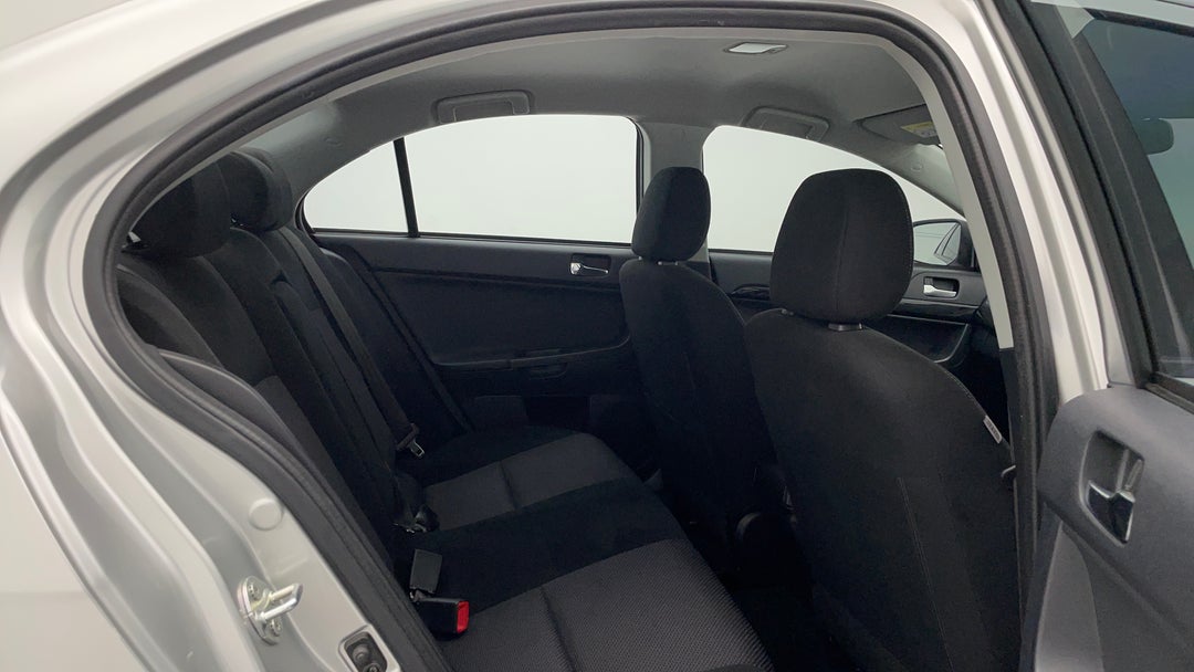 2016 Mitsubishi Lancer Es Sport, Automatic, 100841 km, Right Side Rear Door Cabin View