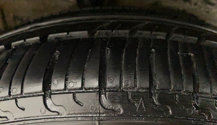 2018 Maruti Celerio VXI CNG, CNG, Manual, 67,010 km, Right Rear Tyre Tread