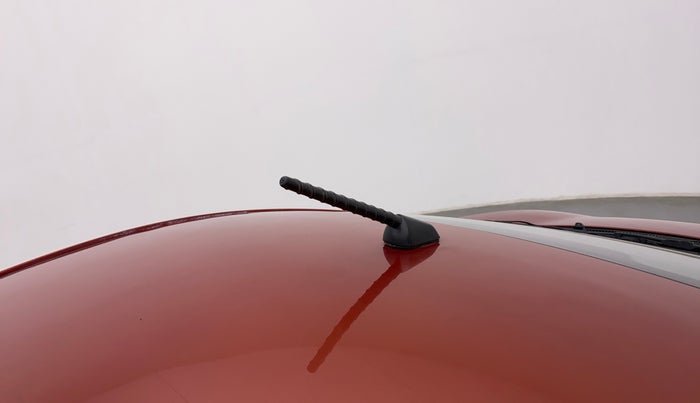 2012 Hyundai Eon ERA +, Petrol, Manual, 1,05,830 km, Roof - Antenna has minor damage
