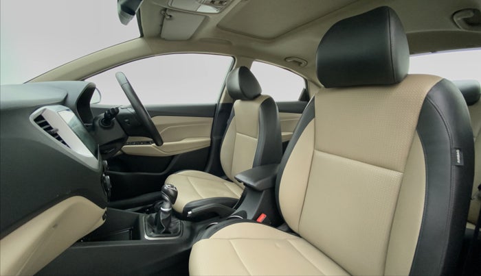 2017 Hyundai Verna 1.6 SX (O) CRDI MT, Diesel, Manual, 54,327 km, Right Side Front Door Cabin