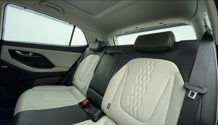 2021 Hyundai Creta SX (O) IVT 1.5 PETROL, Petrol, Automatic, 16,215 km, Right Side Rear Door Cabin