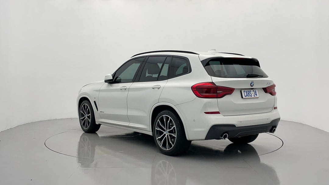 Left Back Diagonal (45- Degree) View